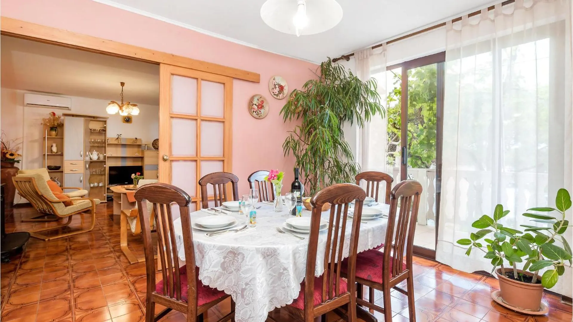 Beautiful Apartment In Mali Losinj With Kitchen